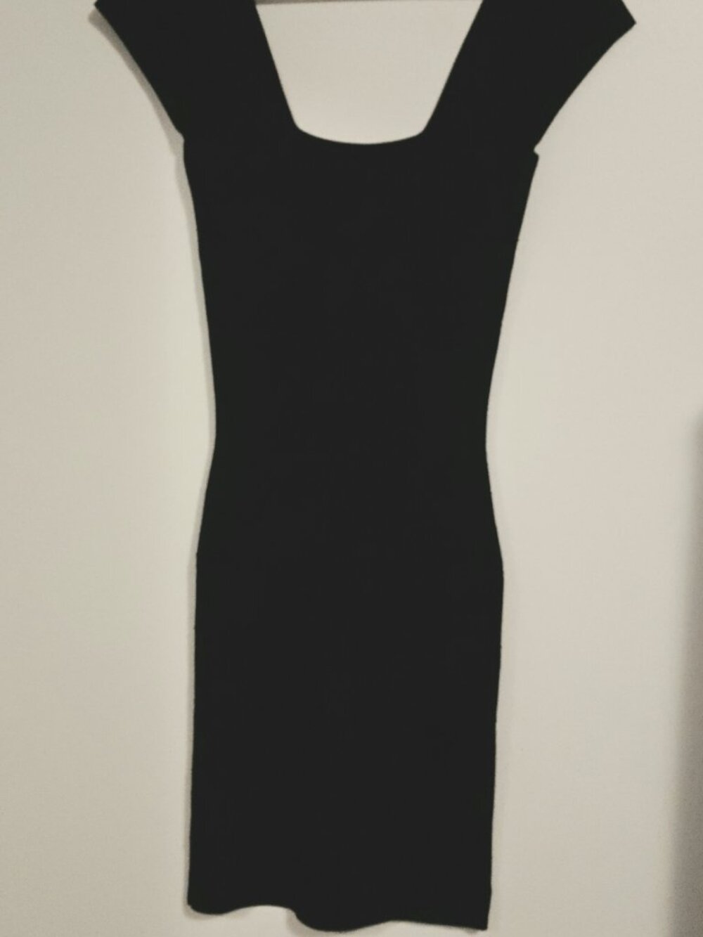 Max Studio Black Cap Sleeve Bodycon Dress Small